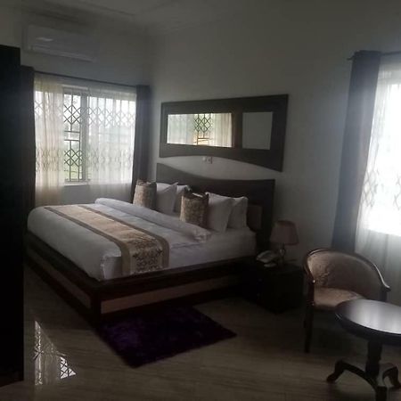 Grace Garden Hotel Sekondi-Takoradi Zewnętrze zdjęcie