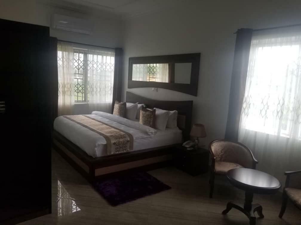 Grace Garden Hotel Sekondi-Takoradi Zewnętrze zdjęcie